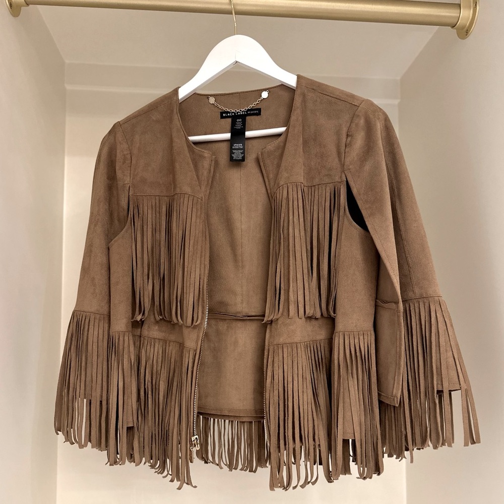 Suede like material cape with fringe